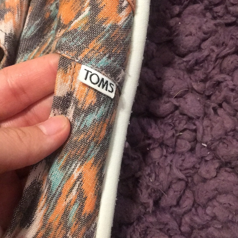 Multicolored Toms - Picture 5 of 5